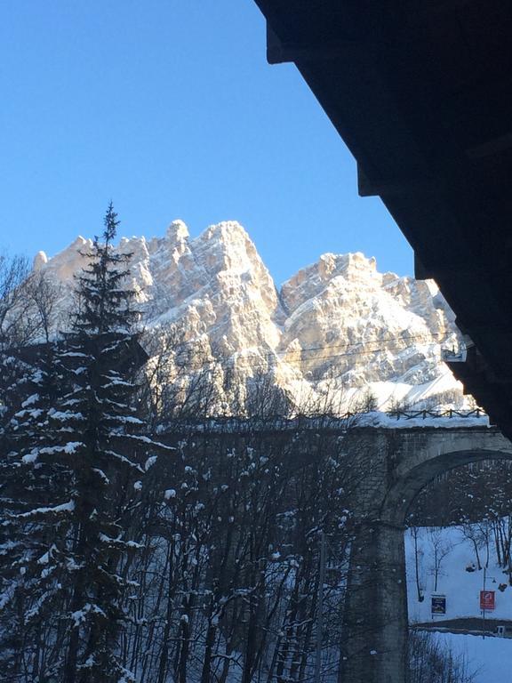 Meuble Villa Neve Cortina dʼAmpezzo Dış mekan fotoğraf