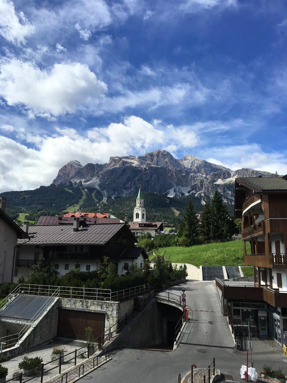 Meuble Villa Neve Cortina dʼAmpezzo Dış mekan fotoğraf