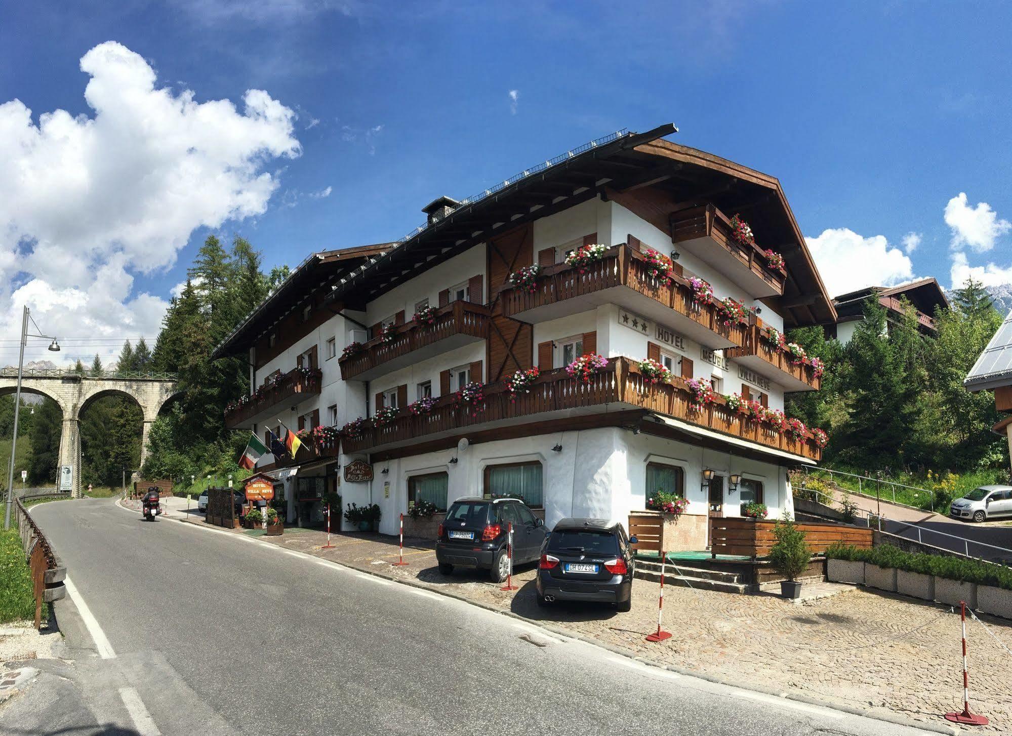 Meuble Villa Neve Cortina dʼAmpezzo Dış mekan fotoğraf