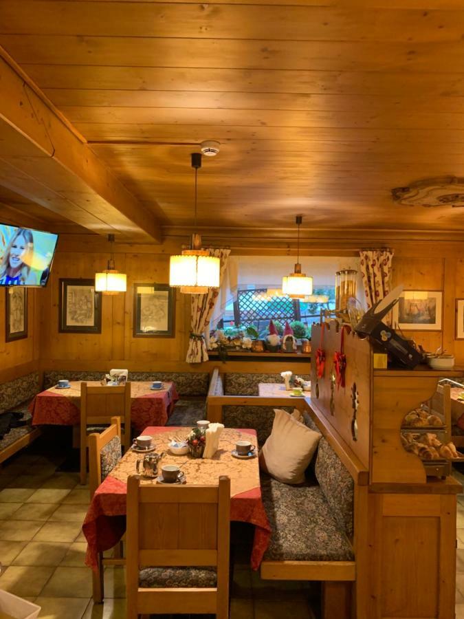 Meuble Villa Neve Cortina dʼAmpezzo Dış mekan fotoğraf